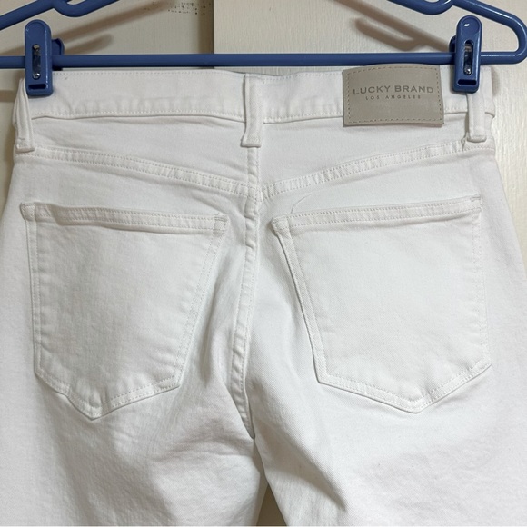 Lucky Brand NEW Bright White Distressed 5 Button Fly Cropped Denim Jeans 2/24 - Picture 8 of 14